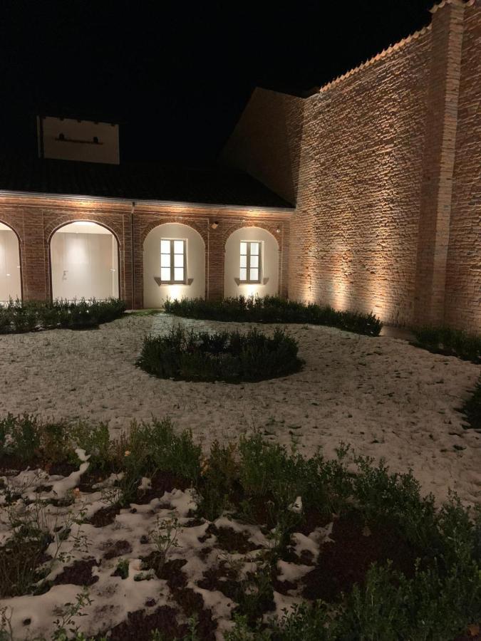 Villa Cantoni Marca Сабионета Екстериор снимка