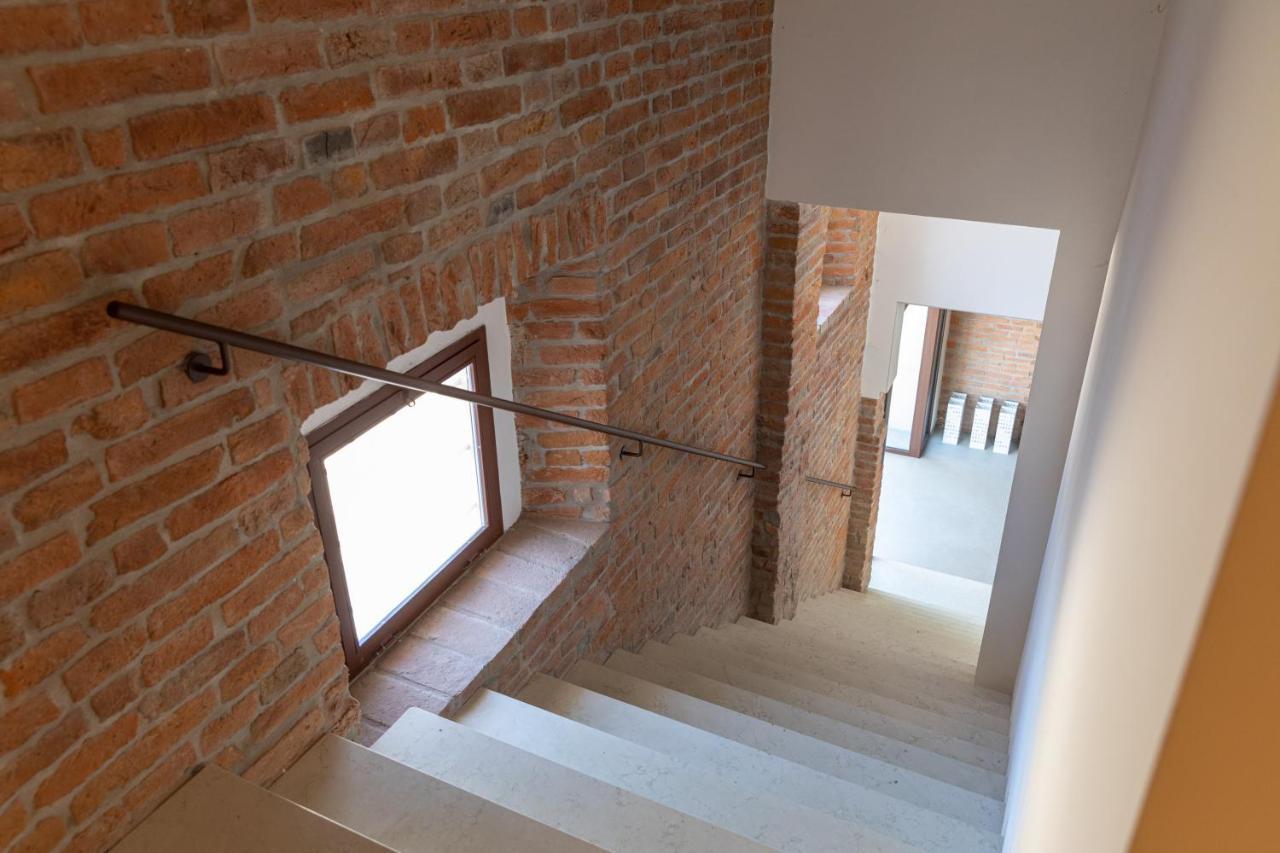 Villa Cantoni Marca Сабионета Екстериор снимка