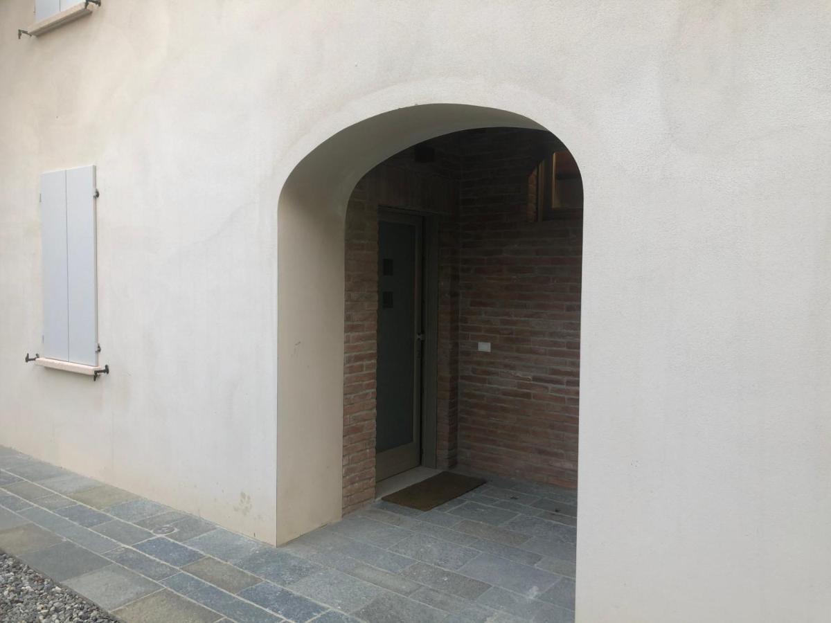 Villa Cantoni Marca Сабионета Екстериор снимка