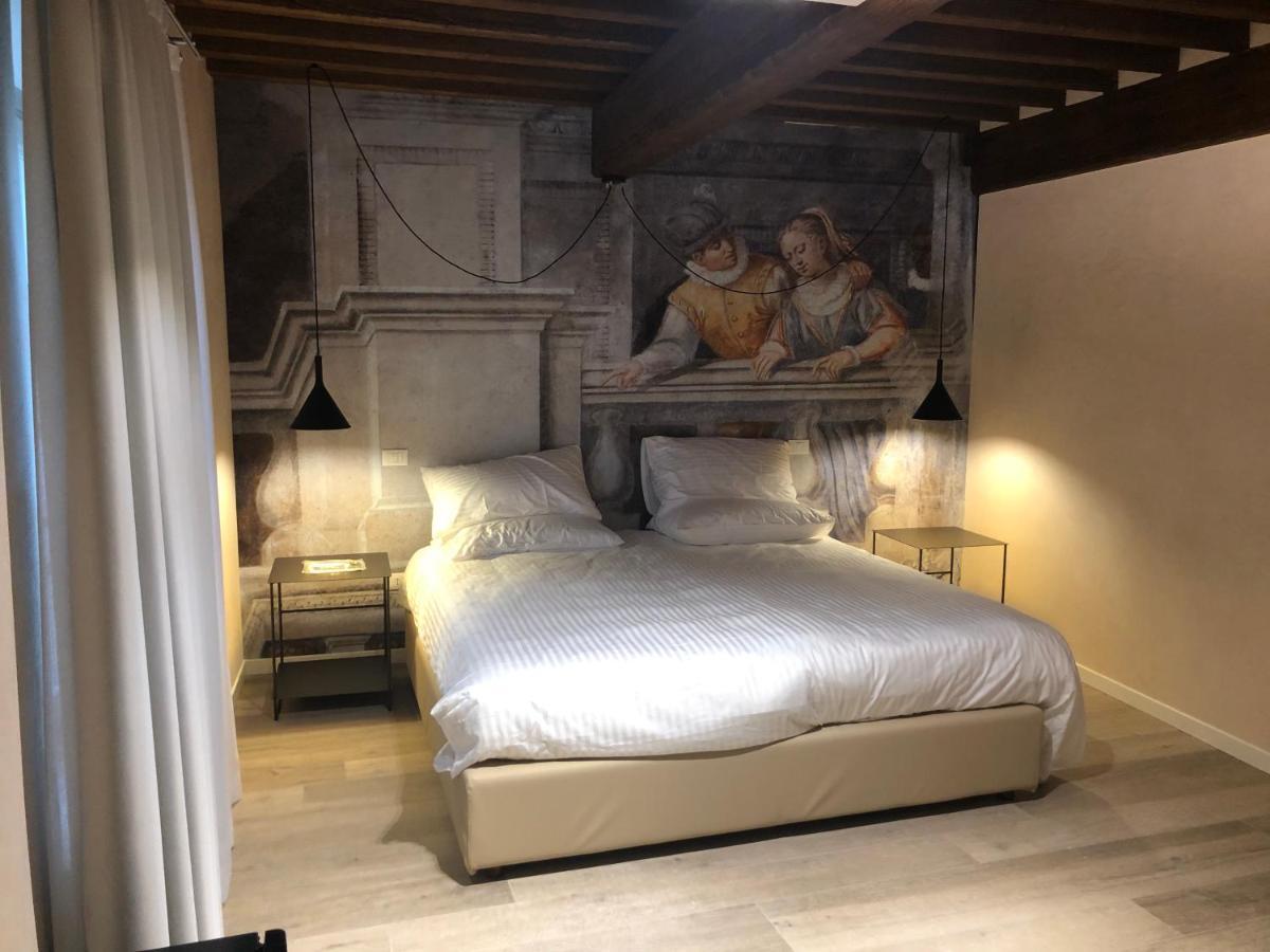 Villa Cantoni Marca Сабионета Екстериор снимка