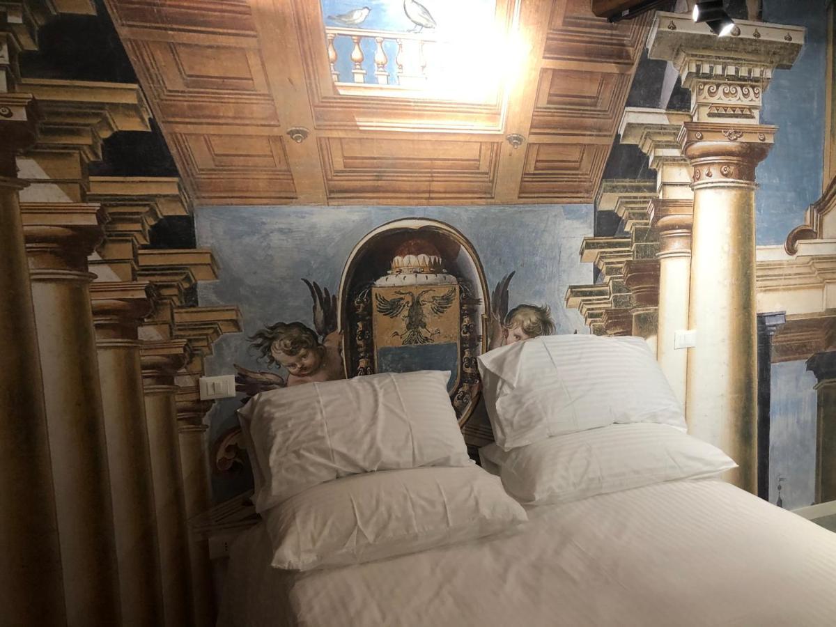 Villa Cantoni Marca Сабионета Екстериор снимка